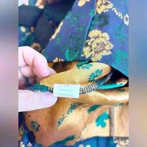 Clocolor Navy Floral Long Sleeve Fitted Embroidered Brocade Dress - Picture 6 of 7